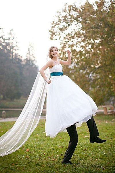 funny wedding photo
